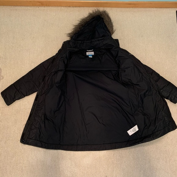 Columbia Puffy Down Coat - Picture 5 of 6